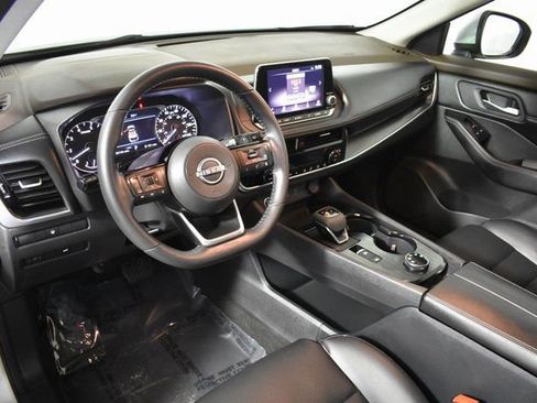 Certified 2023 Nissan Rogue SV w/ SV Premium Package image 13