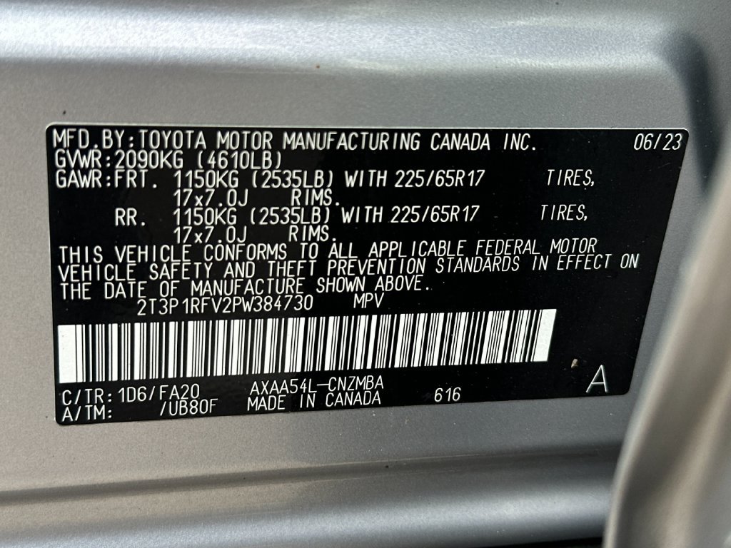Used 2023 Toyota RAV4 XLE AWD/4WD image 29