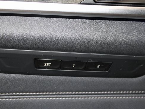 Used 2023 BMW 530i xDrive w/ Convenience Package image 9