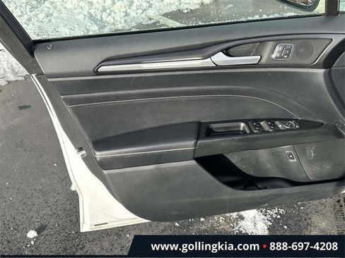 Used 2019 Ford Fusion Titanium image 16