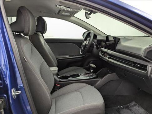 Used 2025 Kia K4 LXS image 21