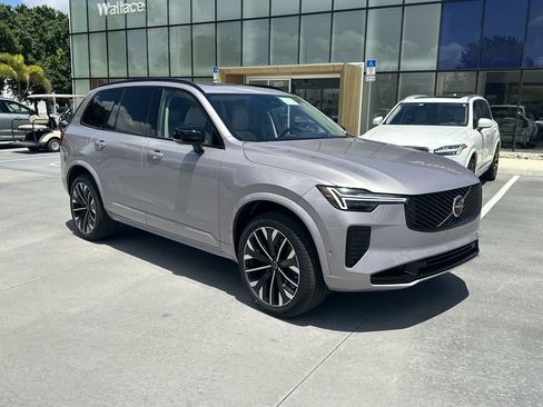 New 2026 Volvo XC90 T8 Ultra w/ Protection Package Premier AWD/4WD image 5
