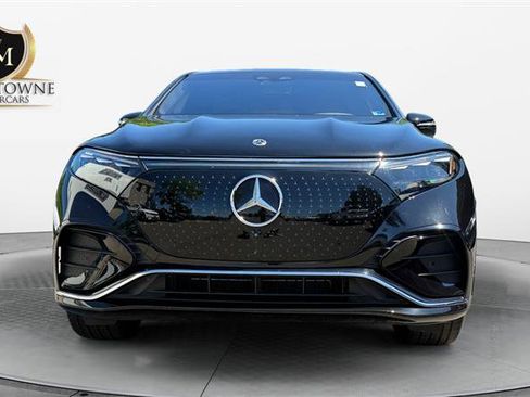 Used 2024 Mercedes-Benz EQS 450+ SUV image 8