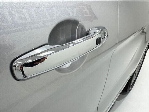 Used 2014 Ford Explorer Limited image 8