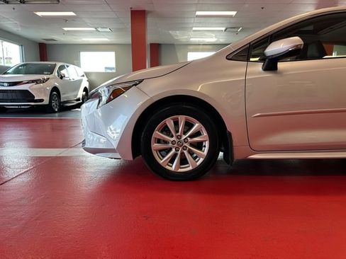 Certified 2023 Toyota Corolla XLE FWD image 27