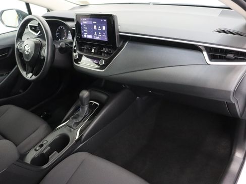 Certified 2025 Toyota Corolla LE w/ Convenience Package FWD image 34