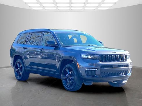 New 2025 Jeep Grand Cherokee L Limited image 5
