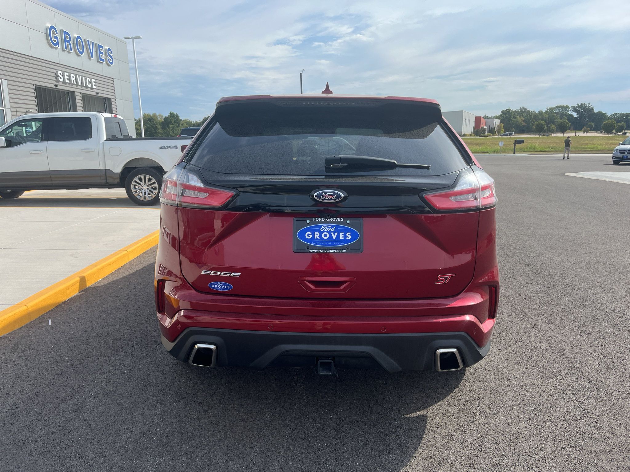 Used 2019 Ford Edge ST AWD/4WD image 3