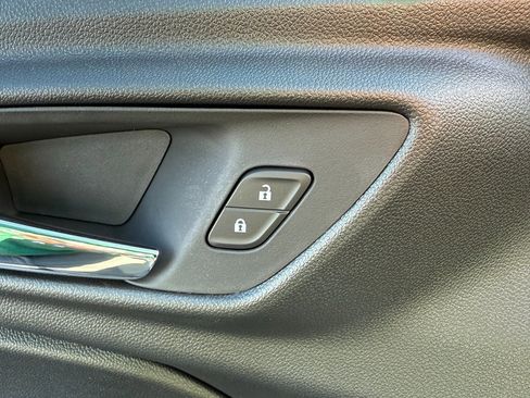 New 2026 Chevrolet Trax RS w/ Sunroof Package image 16