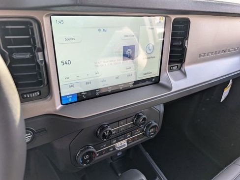 New 2025 Ford Bronco Outer Banks image 9