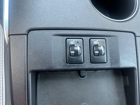 Used 2016 Toyota Camry XLE FWD image 30