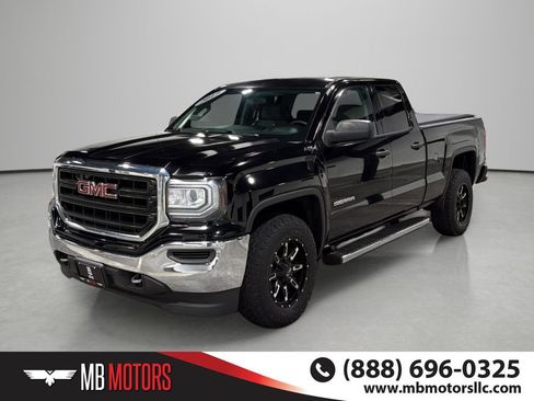 Used 2017 GMC Sierra 1500 4x4 Double Cab w/ LPO, Chrome Plus Package image 1
