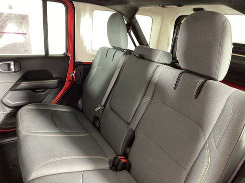 Used 2025 Jeep Wrangler Backcountry image 33