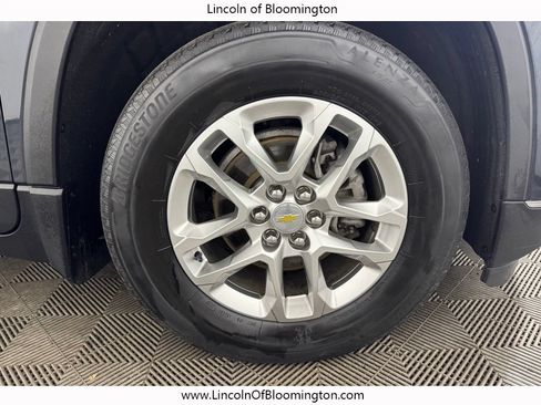 Used 2020 Chevrolet Traverse LT AWD/4WD image 24