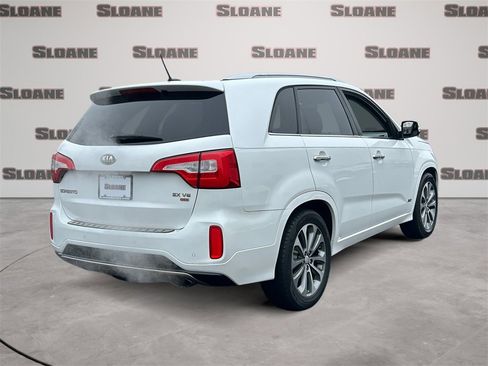 Used 2015 Kia Sorento SX image 5