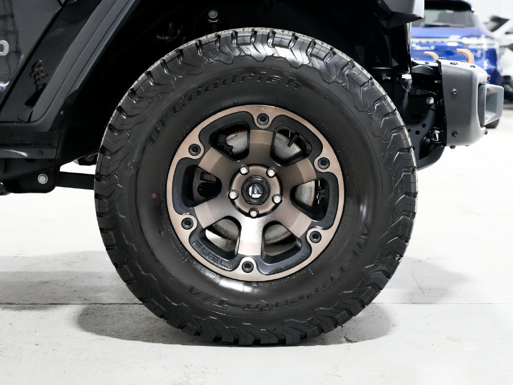 Used 2022 Jeep Wrangler Unlimited Rubicon w/ Xtreme Recon 35" Tire Package AWD/4WD image 44
