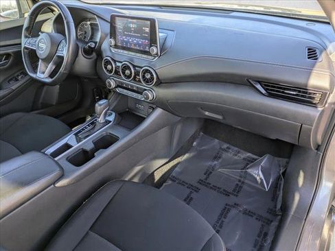 Used 2022 Nissan Sentra SV image 20