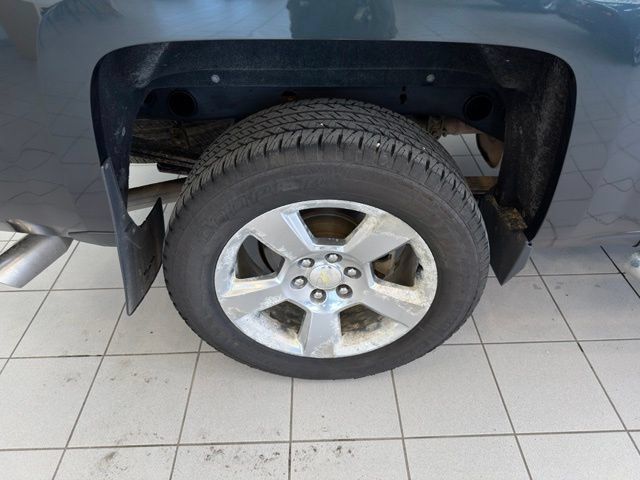 Used 2017 Chevrolet Silverado 1500 LT w/ All Star Edition AWD/4WD image 36