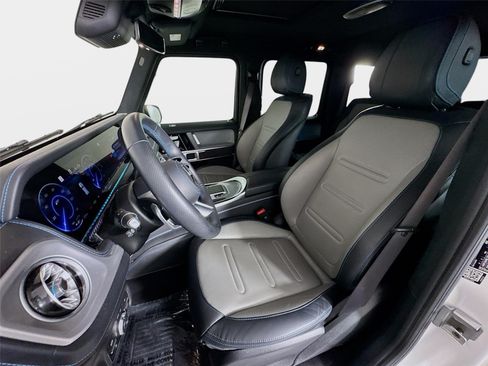 Used 2025 Mercedes-Benz G 580 w/ EQ Technology image 11
