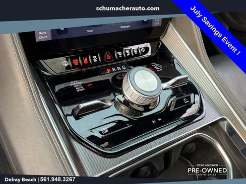 Used 2023 Jeep Grand Wagoneer Series II AWD/4WD image 22