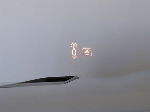 Used 2020 Jaguar F-PACE SVR image 38