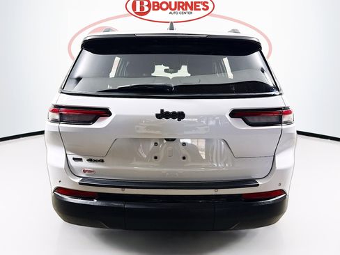 Used 2022 Jeep Grand Cherokee L Laredo AWD/4WD image 7