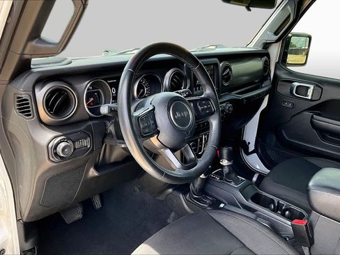 Used 2021 Jeep Wrangler Unlimited Sport AWD/4WD image 18