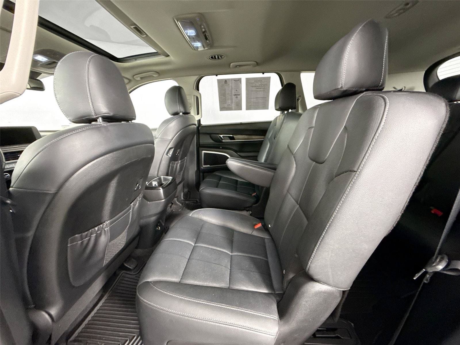 Used 2021 Kia Telluride EX w/ EX Premium Package FWD image 31