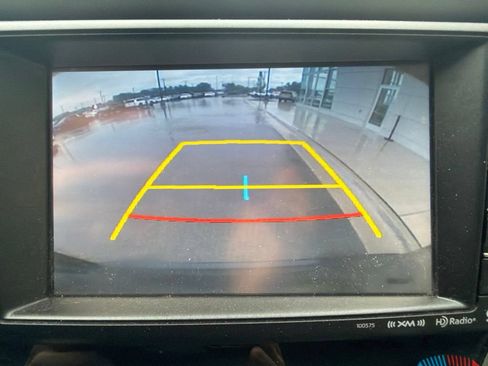 Used 2017 Toyota RAV4 XLE w/ Convenience Package AWD/4WD image 12
