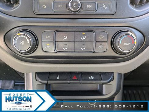 Used 2020 Chevrolet Colorado W/T image 18