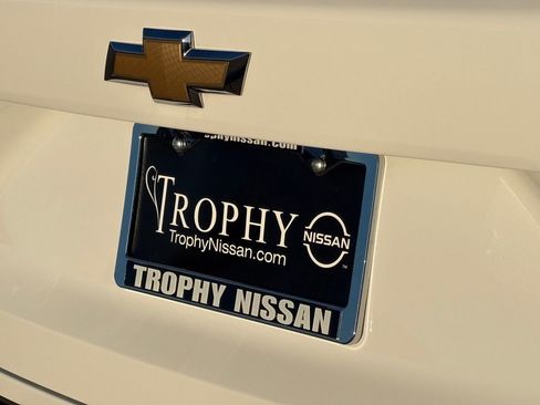 Used 2025 Chevrolet Trax LS image 8