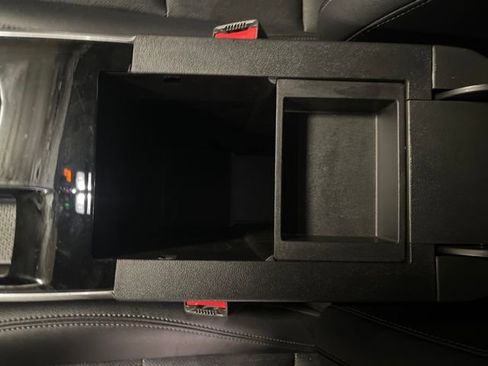 Used 2025 Chevrolet Equinox LT w/ Convenience Package II image 29