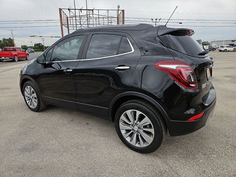 Used 2020 Buick Encore Preferred FWD image 4