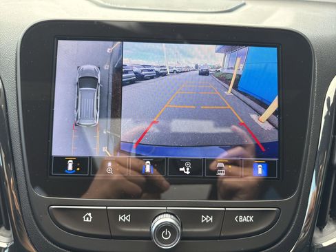 Used 2023 Chevrolet Equinox RS w/ RS Leather Package AWD/4WD image 26