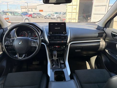 Used 2025 Mitsubishi Eclipse Cross SE AWD/4WD image 12
