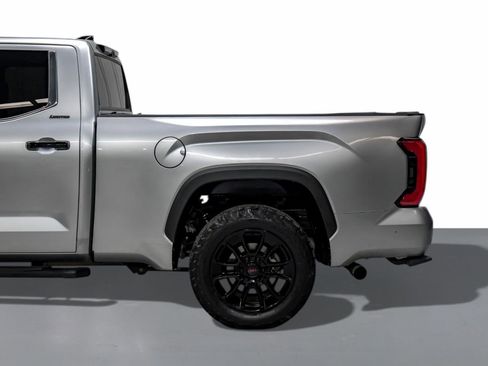 Used 2023 Toyota Tundra Limited image 11