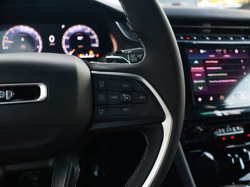 New 2026 Jeep Grand Cherokee Laredo RWD image 19