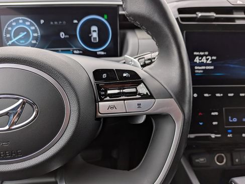 Used 2024 Hyundai Santa Cruz Limited image 17