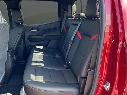 New 2026 Chevrolet Colorado Z71 w/ Technology Package AWD/4WD image 14