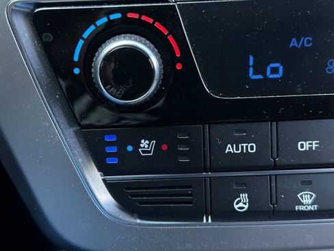 Used 2015 Hyundai Sonata Limited w/ Option Group 06 image 31