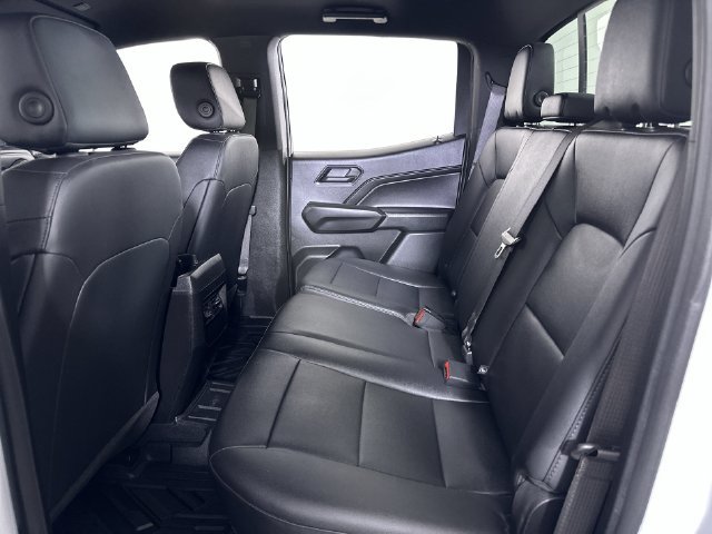 Used 2025 Chevrolet Colorado Trail Boss AWD/4WD image 26