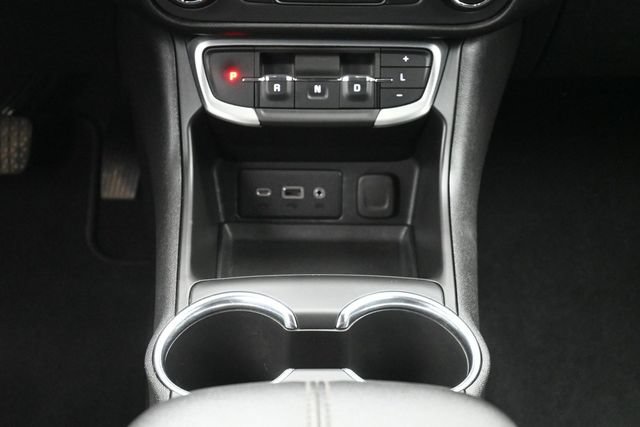 Used 2023 GMC Terrain SLE w/ Elevation Edition AWD/4WD image 21