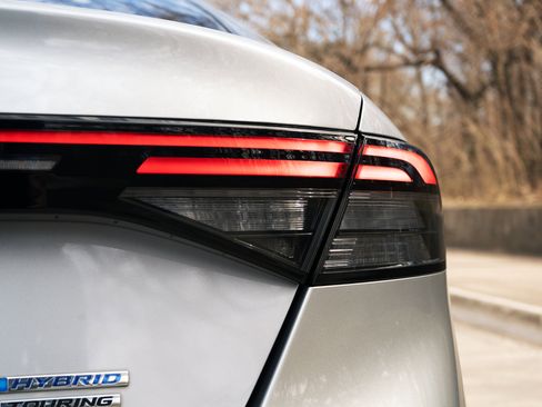 Used 2023 Honda Accord Touring image 13