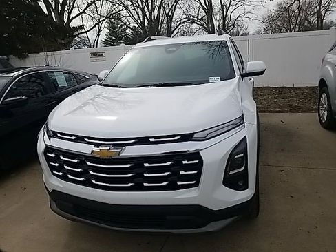 Certified 2025 Chevrolet Equinox LT w/ Convenience Package II image 9