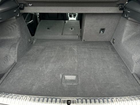 Used 2024 Audi Q3 2.0T Premium image 17