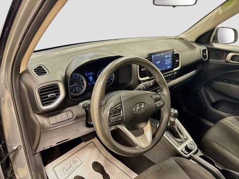 Used 2020 Hyundai Venue SEL FWD image 9