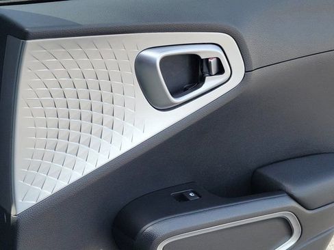 Used 2023 Kia Soul LX w/ Option Group 015 image 6