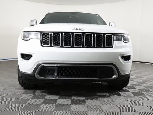 Used 2019 Jeep Grand Cherokee Limited image 2