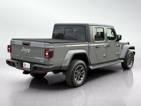 Used 2021 Jeep Gladiator Overland AWD/4WD image 7