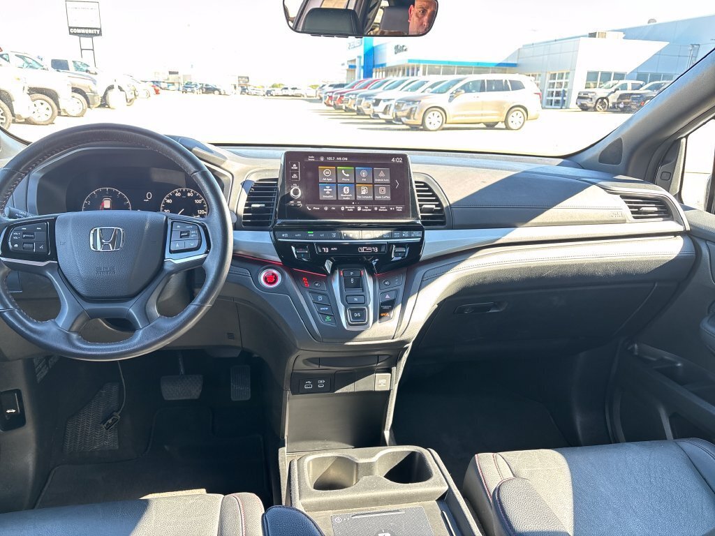 Used 2025 Honda Odyssey Sport-L image 12